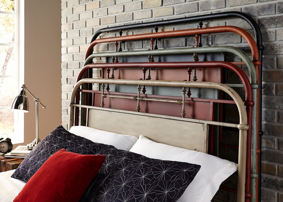 Vintage Series Metal Bed 179-BR by Liberty Furniture